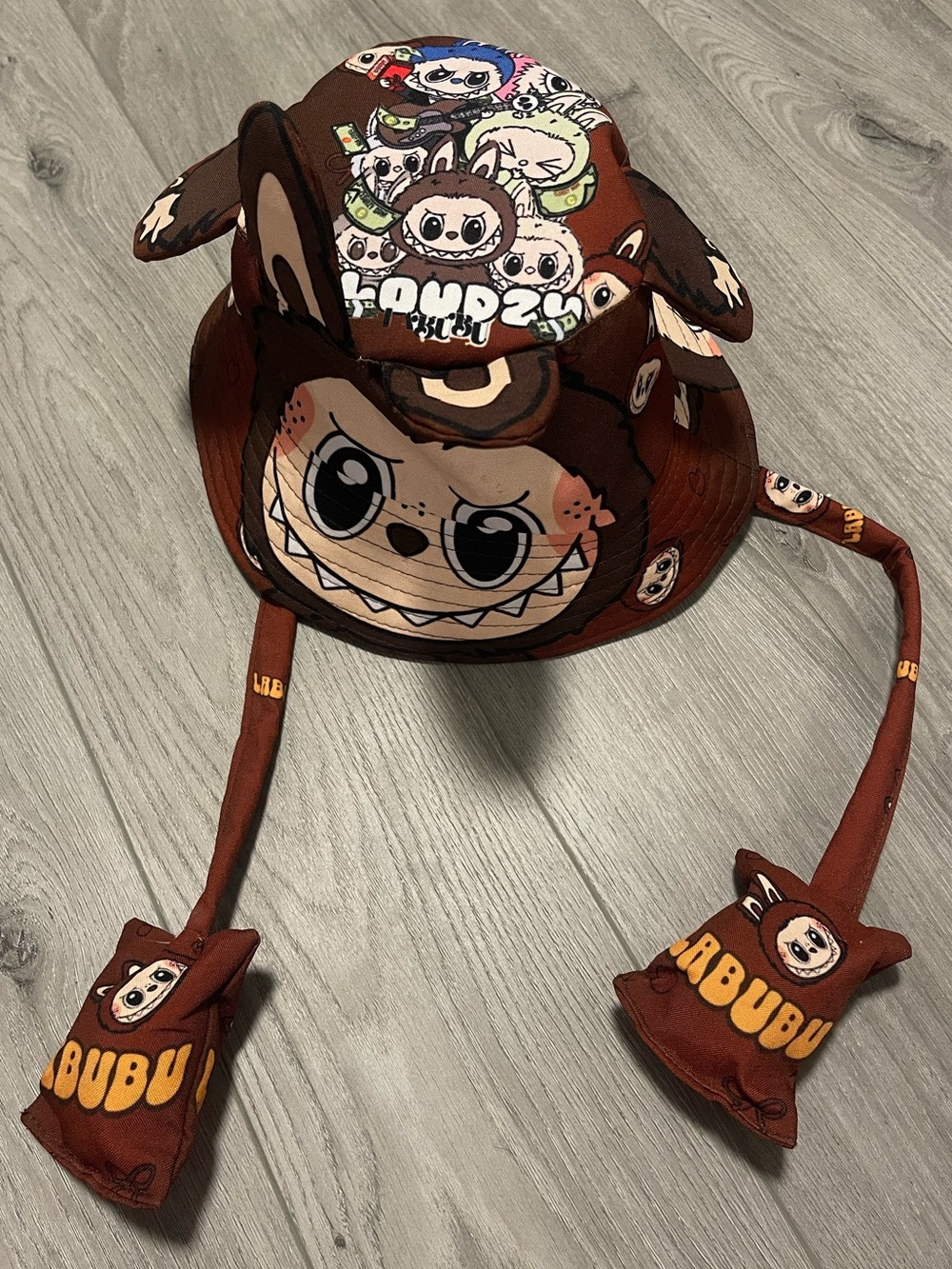 Labubu RARE Brown Cloudzy Bucket Hat with ears - only one moving Ear